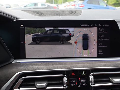 Used 2020 BMW X7 M50i AWD/4WD image 57