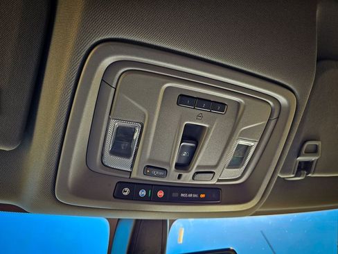 Used 2020 Chevrolet Silverado 1500 LT Trail Boss image 28