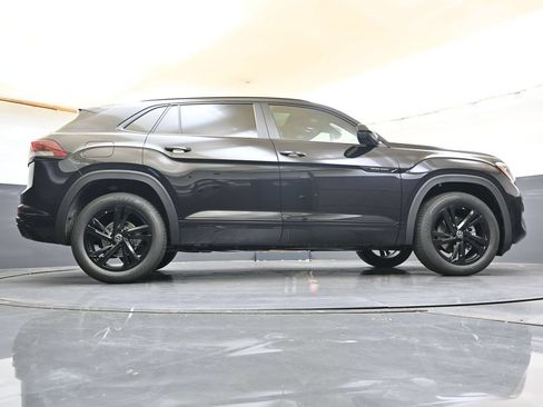 New 2026 Volkswagen Atlas Cross Sport SEL R-Line AWD/4WD image 33