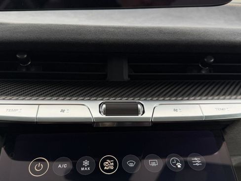 Used 2023 Lucid Air Grand Touring image 40