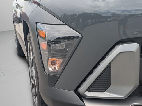 New 2026 Hyundai Kona SEL Premium FWD image 33