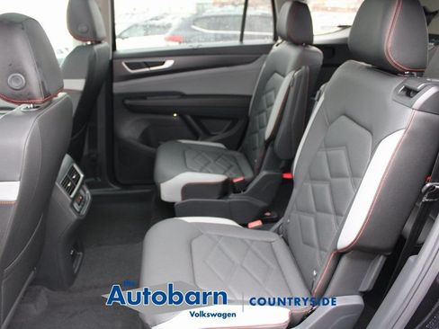 Used 2026 Volkswagen Atlas Peak Edition AWD/4WD image 19