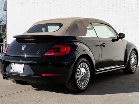 Used 2014 Volkswagen Beetle 1.8T image 7