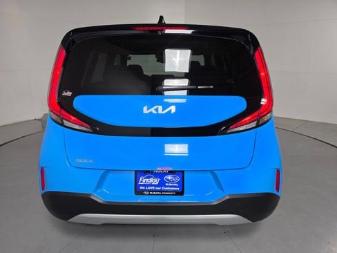 Used 2025 Kia Soul S FWD image 4