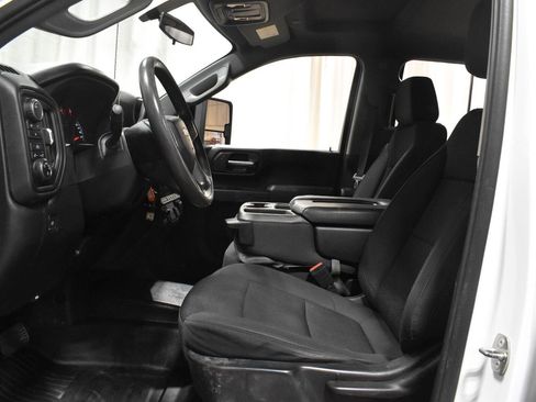 Used 2022 Chevrolet Silverado 2500 W/T w/ WT Convenience Package AWD/4WD image 3