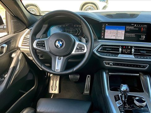 Used 2023 BMW X6 xDrive40i w/ Executive Package image 8