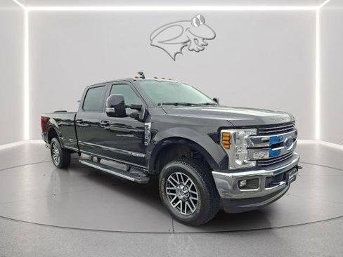 Certified 2019 Ford F250 4x4 Crew Cab Super Duty image 4