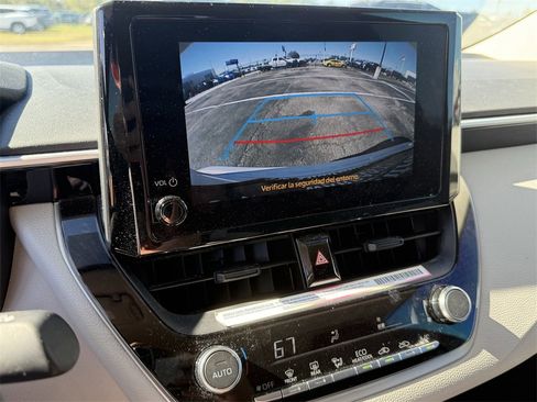 Used 2024 Toyota Corolla LE image 19