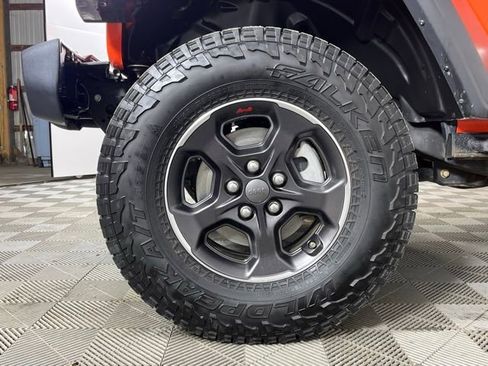 Used 2018 Jeep Wrangler Sport image 10