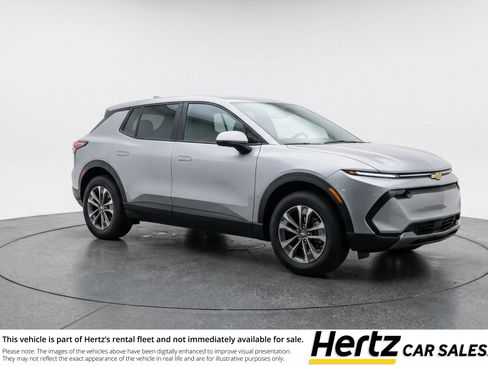 Used 2025 Chevrolet Equinox LT image 1