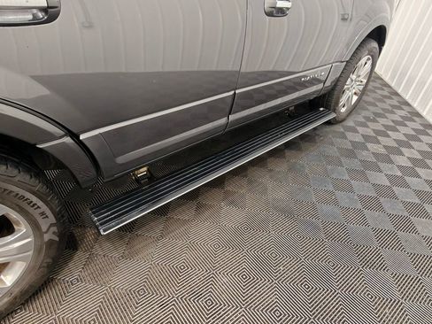 Used 2015 Ford Expedition Platinum AWD/4WD image 26