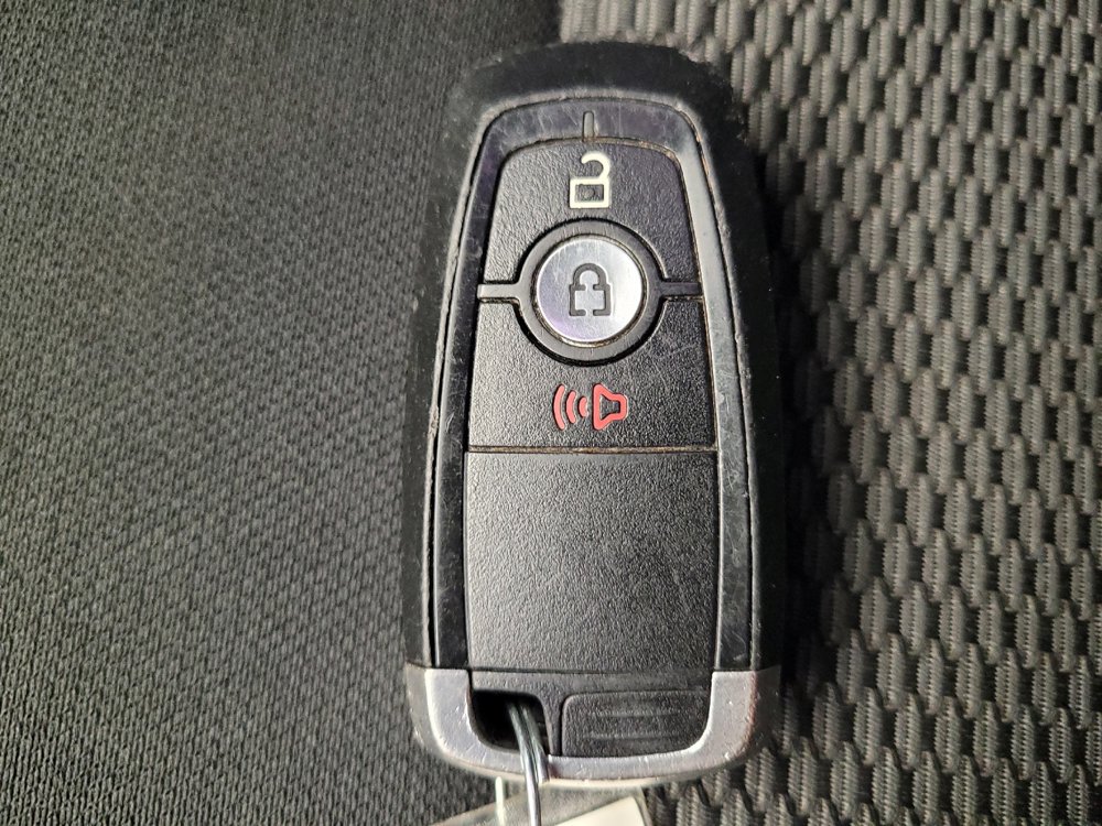 Used 2018 Ford Explorer XLT AWD/4WD image 32