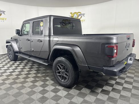 New 2026 Jeep Gladiator Sport image 6