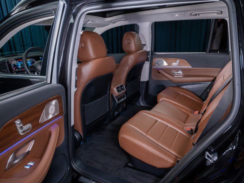 New 2026 Mercedes-Benz GLS 450 4MATIC image 30