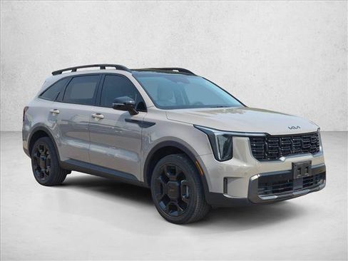 Used 2025 Kia Sorento X-Line EX AWD/4WD image 3