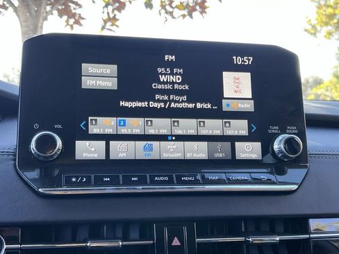 Used 2024 Mitsubishi Outlander SE Black Edition image 16