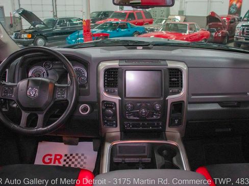 Used 2017 RAM 1500 Big Horn AWD/4WD image 16