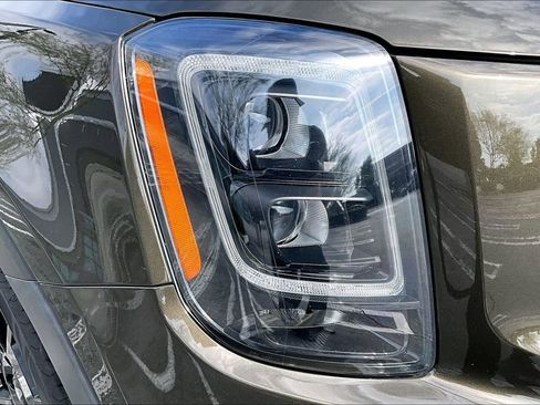 Used 2021 Kia Telluride SX w/ SX Prestige Package AWD/4WD image 25