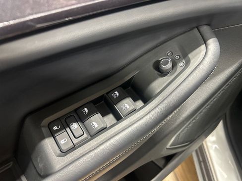 Certified 2021 Jeep Grand Cherokee L Laredo image 25