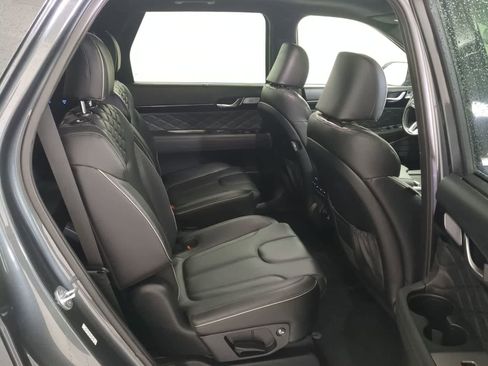 Used 2022 Hyundai Palisade Calligraphy image 19