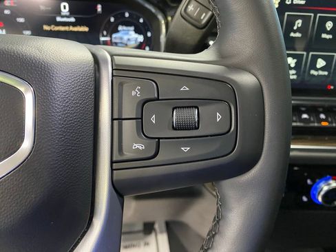 Used 2024 GMC Sierra 1500 Elevation image 23