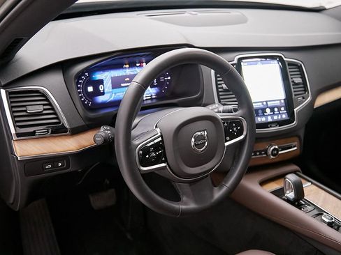Certified 2023 Volvo XC90 T8 Plus w/ Protection Package AWD/4WD image 13