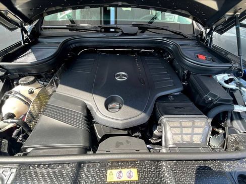New 2026 Mercedes-Benz GLS 450 4MATIC image 18