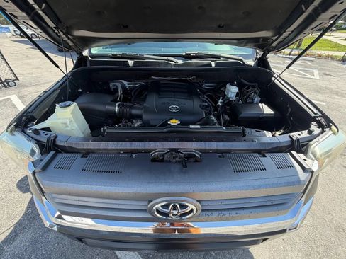Used 2014 Toyota Tundra SR5 AWD/4WD image 32