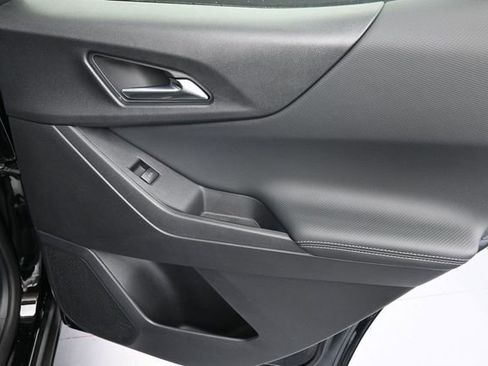 New 2026 Chevrolet Equinox LT FWD image 28