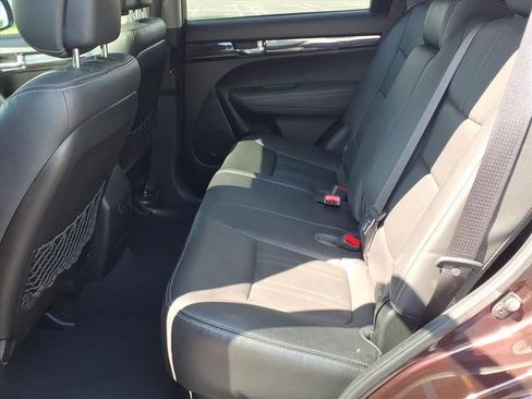 Used 2013 Kia Sorento SX w/ SX Premium Pkg FWD image 24