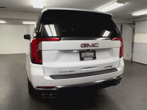 Used 2025 GMC Yukon AT4 image 7