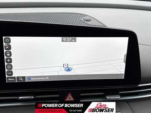 Used 2025 Hyundai Elantra SEL FWD image 14