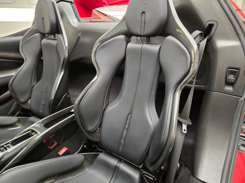 Used 2023 Ferrari 296 GTS RWD image 31