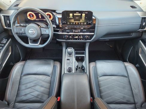 Used 2023 Nissan Pathfinder Platinum w/ Cargo Package image 25