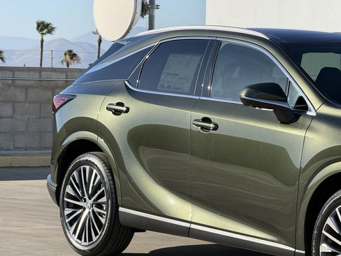 New 2026 Lexus RX 350h AWD/4WD image 5