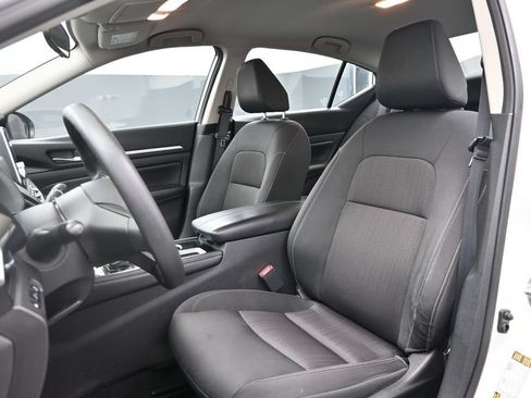 Used 2023 Nissan Altima 2.5 SV FWD image 19