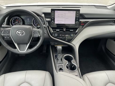 Used 2021 Toyota Camry XLE AWD/4WD image 15