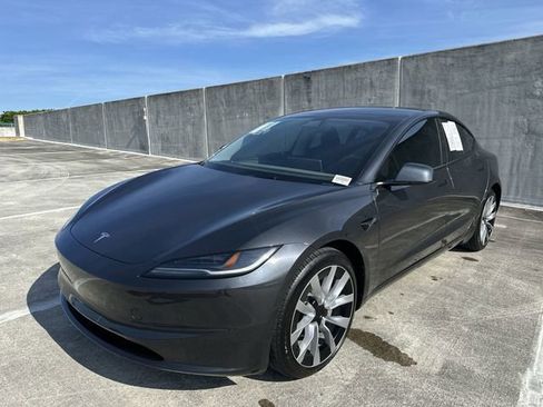 Used 2025 Tesla Model 3 Long Range RWD image 34