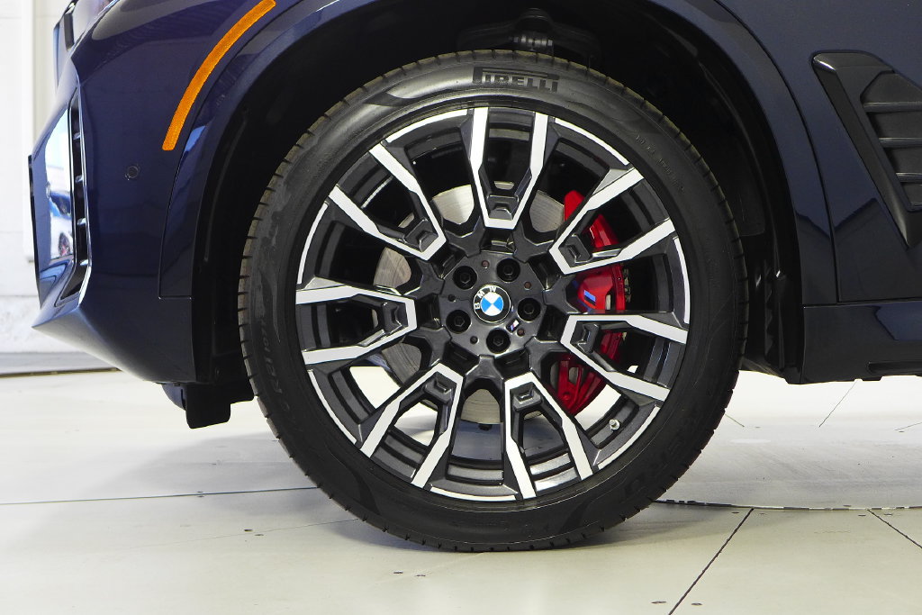 Used 2026 BMW X5 xDrive40i w/ M Sport Package AWD/4WD image 5