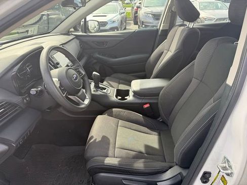Used 2022 Subaru Outback 2.5i image 10