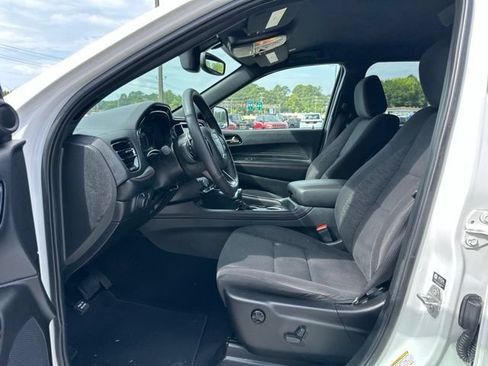 Used 2023 Dodge Durango GT RWD image 9