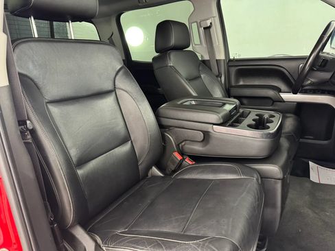 Used 2018 Chevrolet Silverado 1500 LT w/ All Star Edition AWD/4WD image 32