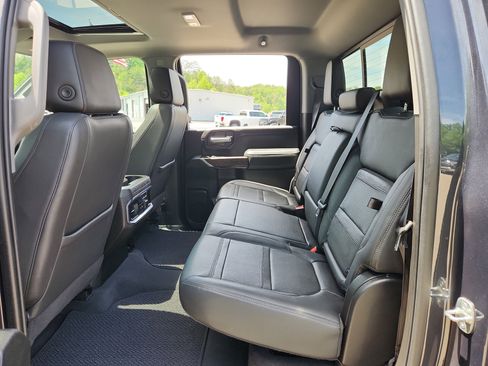 Used 2021 GMC Sierra 2500 Denali w/ Denali Ultimate Package AWD/4WD image 37