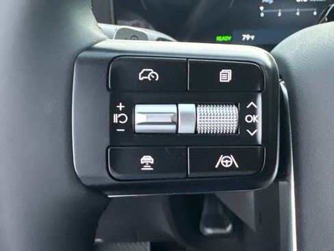 New 2026 Hyundai Ioniq 9 SE image 23