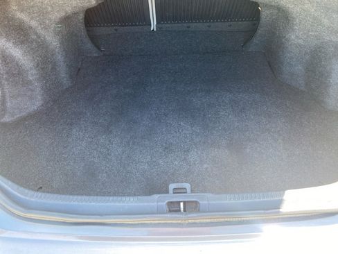 Used 2016 Toyota Camry SE image 19