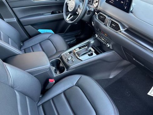 New 2025 MAZDA CX-5 Carbon Edition image 18