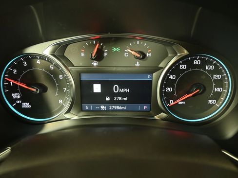 Used 2024 Chevrolet Equinox LT AWD/4WD image 24