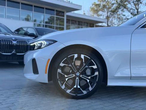 Certified 2025 BMW 330i Sedan w/ Premium Package image 10