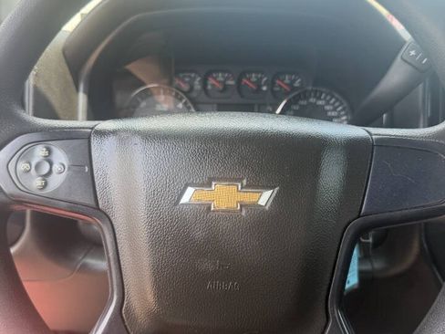 Used 2019 Chevrolet Silverado 2500 W/T w/ WT Convenience Package RWD image 4