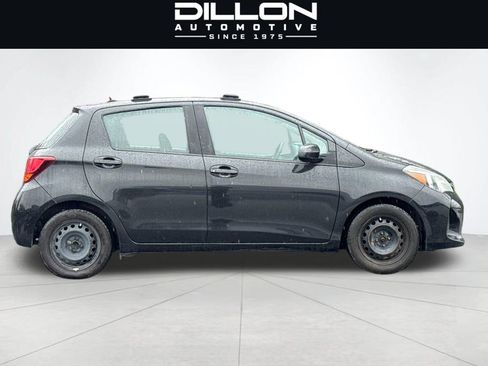 Used 2015 Toyota Yaris 4-Door Hatchback FWD image 3
